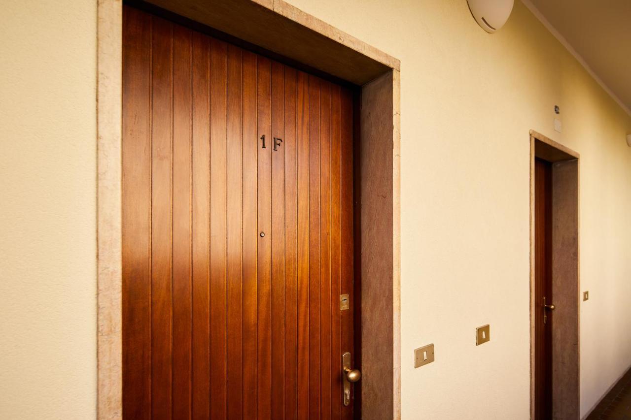 Cenacolo Vinciano-Duomo Luxury Apartment Milan Exterior photo